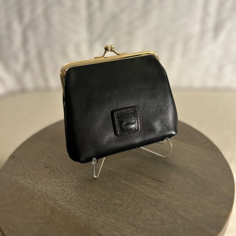 Dooney and Bourke Florentine Large Framed Purse Kisslock in BLACK
